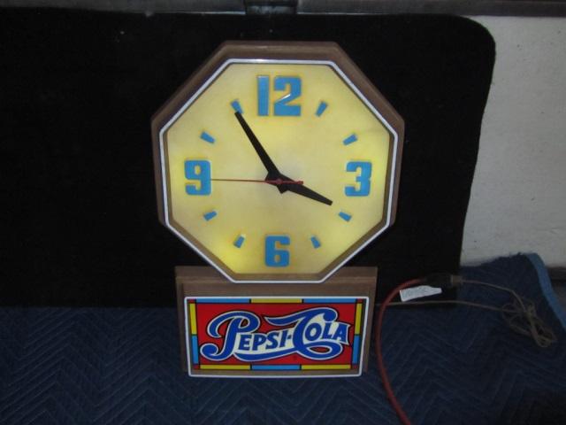 Pepsicola Clock Plastic, 20x13.5