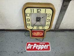 Dr Pepper Clock Light With SSP Sign 19X13 And 5X13
