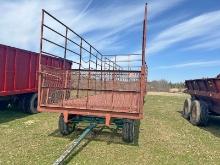 20' Martin Enclosed Bale Thrower Wagon