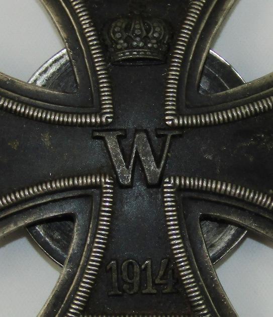 WW1 Iron Cross 1st Class-Vaulted Screw Back-.800 Marked