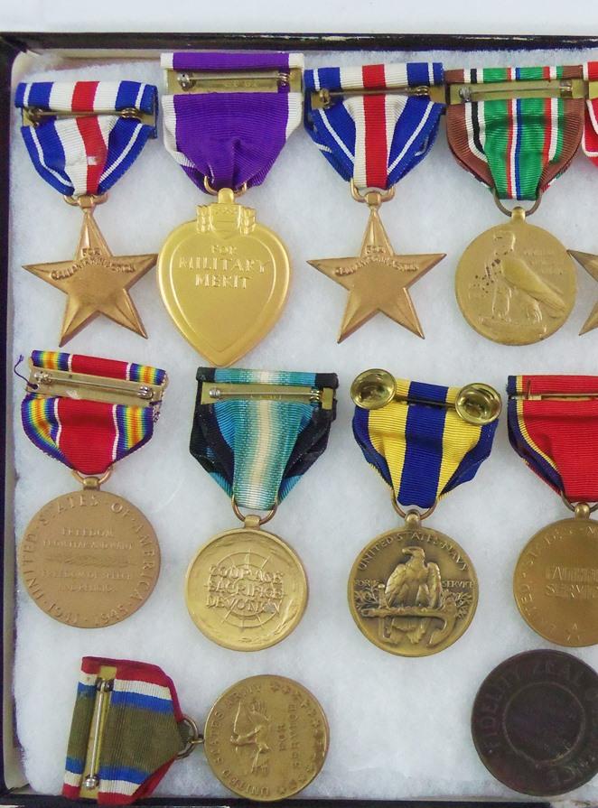 18pcs-Misc. U.S. Military Medals-US Coast Guard Medal Named/Dated 1932