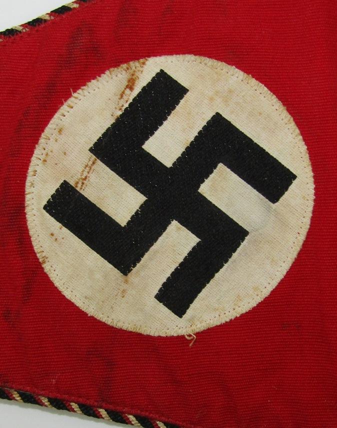 Early NSDAP Staff Car Pennant With Hanger Rod