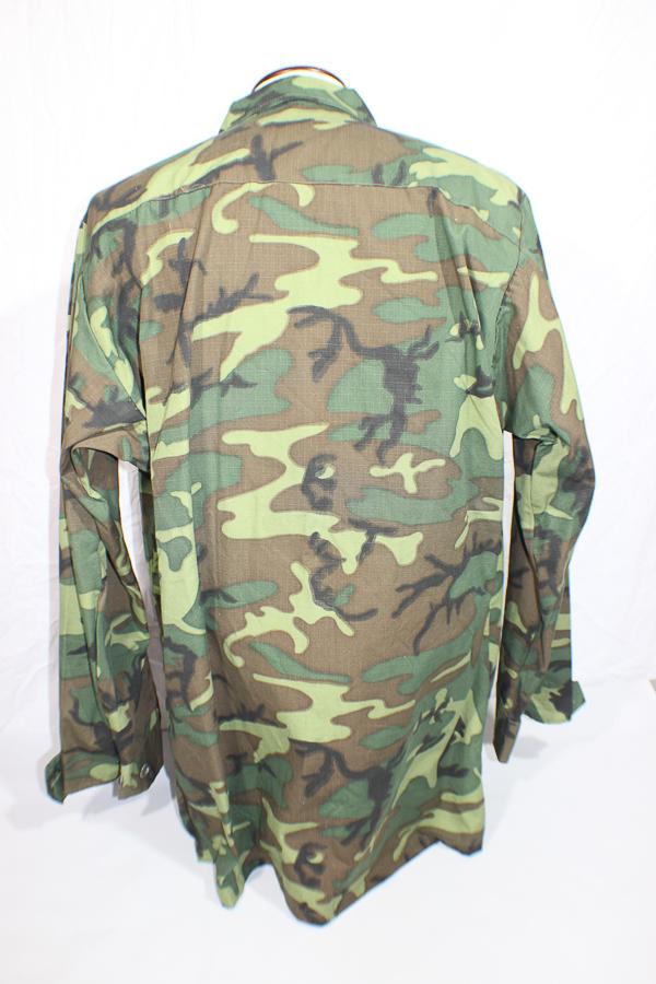 US Vietnam War 1970 Dated Size LARGE ERDL Camo Rip Stop Combat Field Jacket. RARE!