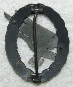 Scarce Late War Injection Molded Fallschirmjager Badge- L/64 Assmann