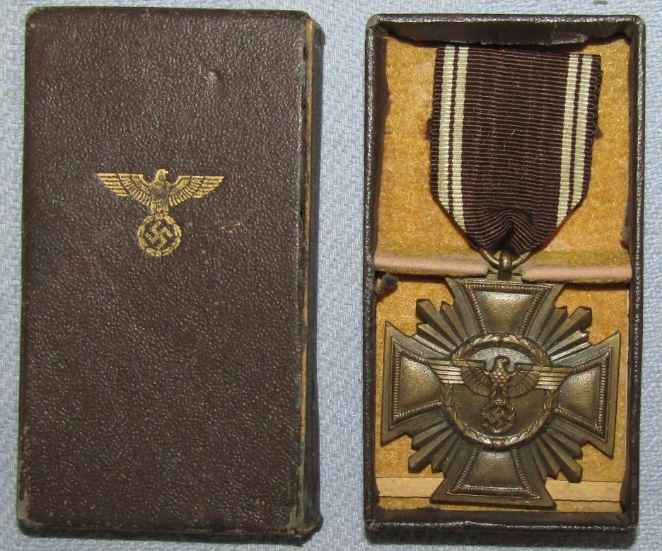 WW2 Period NSDAP 10yr Long Service Award Medal In Bronze-Light Version W/Issue Box