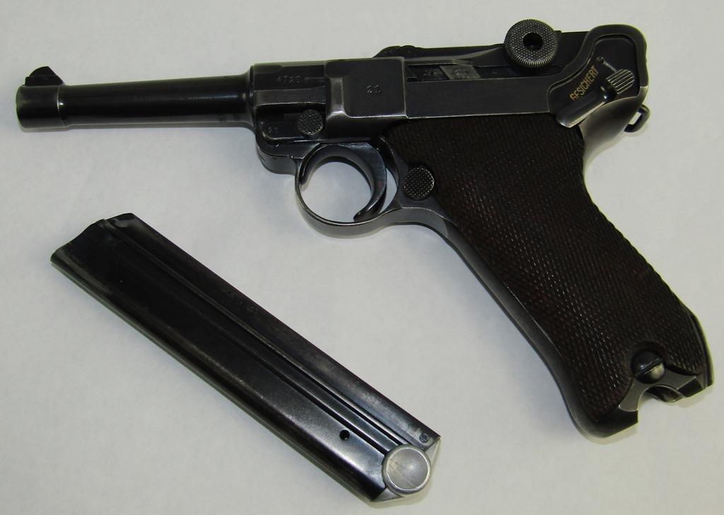 Mauser Code "42" 1939 Dated 9mm Luger Pistol. E/655 Proofs. Matching Number Magazine/Clip