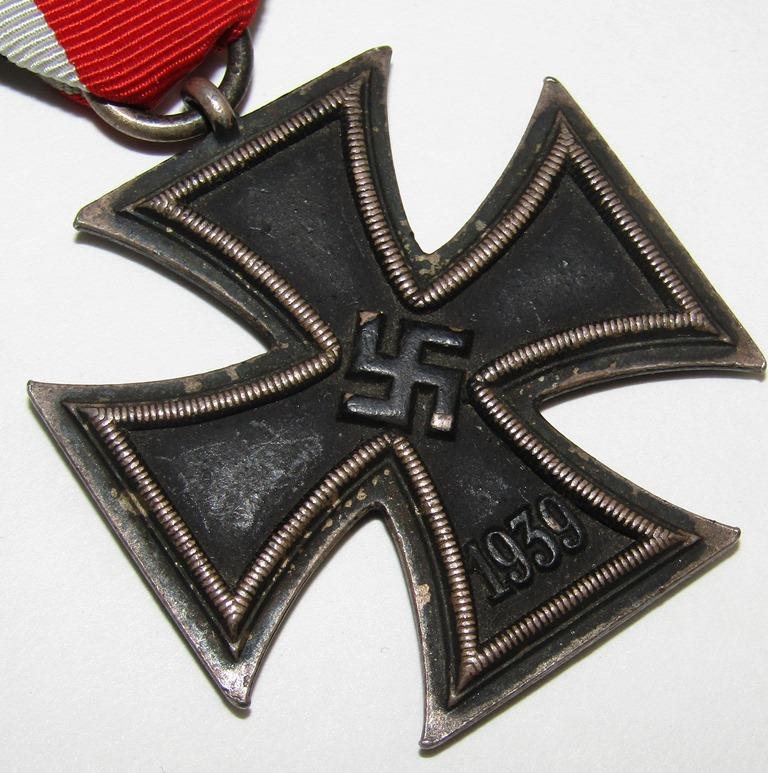 Early WW2 Schinkel Version Iron Cross 2nd Class With Tombak Center
