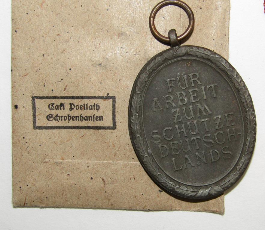 3pcs-West Wall Medal W/Issue Packet-Bronze DRL Badge W/Stickpin