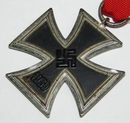 WW2 Iron Cross 2nd Class With Ribbon-"40" Maker For Berg & Nolte, Ludenscheid