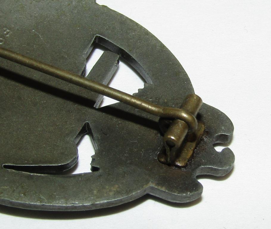 Panzer Assault Badge In Bronze-Maker Marked "FRANK & REIF STUTTGART"