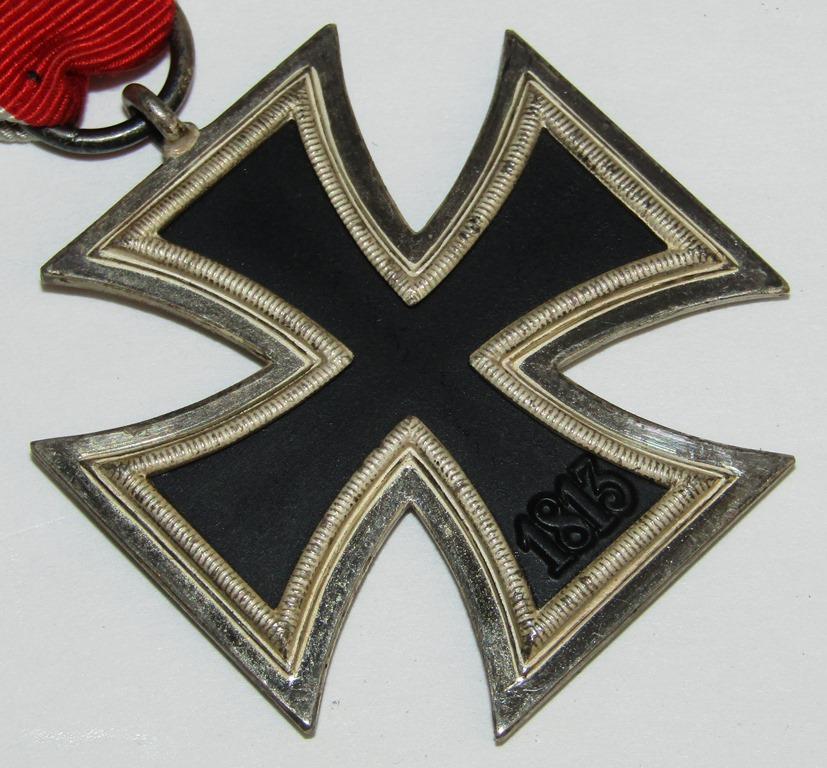 WW2 Iron Cross 2nd Class With Ribbon-"100" Maker For Rudolf Wachter & Lange, Mittwaida