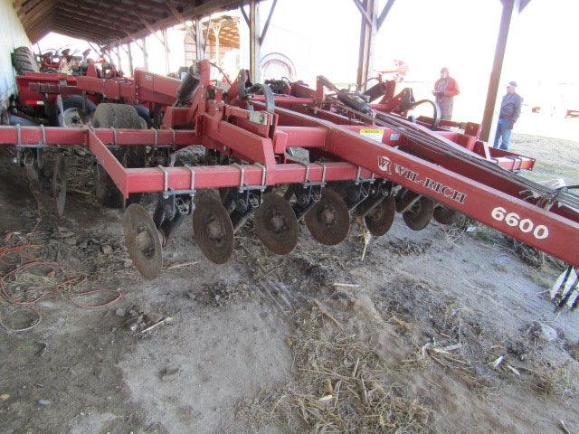 Wilrich Model 6600 5 Shank 16 Ft. Disc Ripper, Front & Rear Disc Levelers,