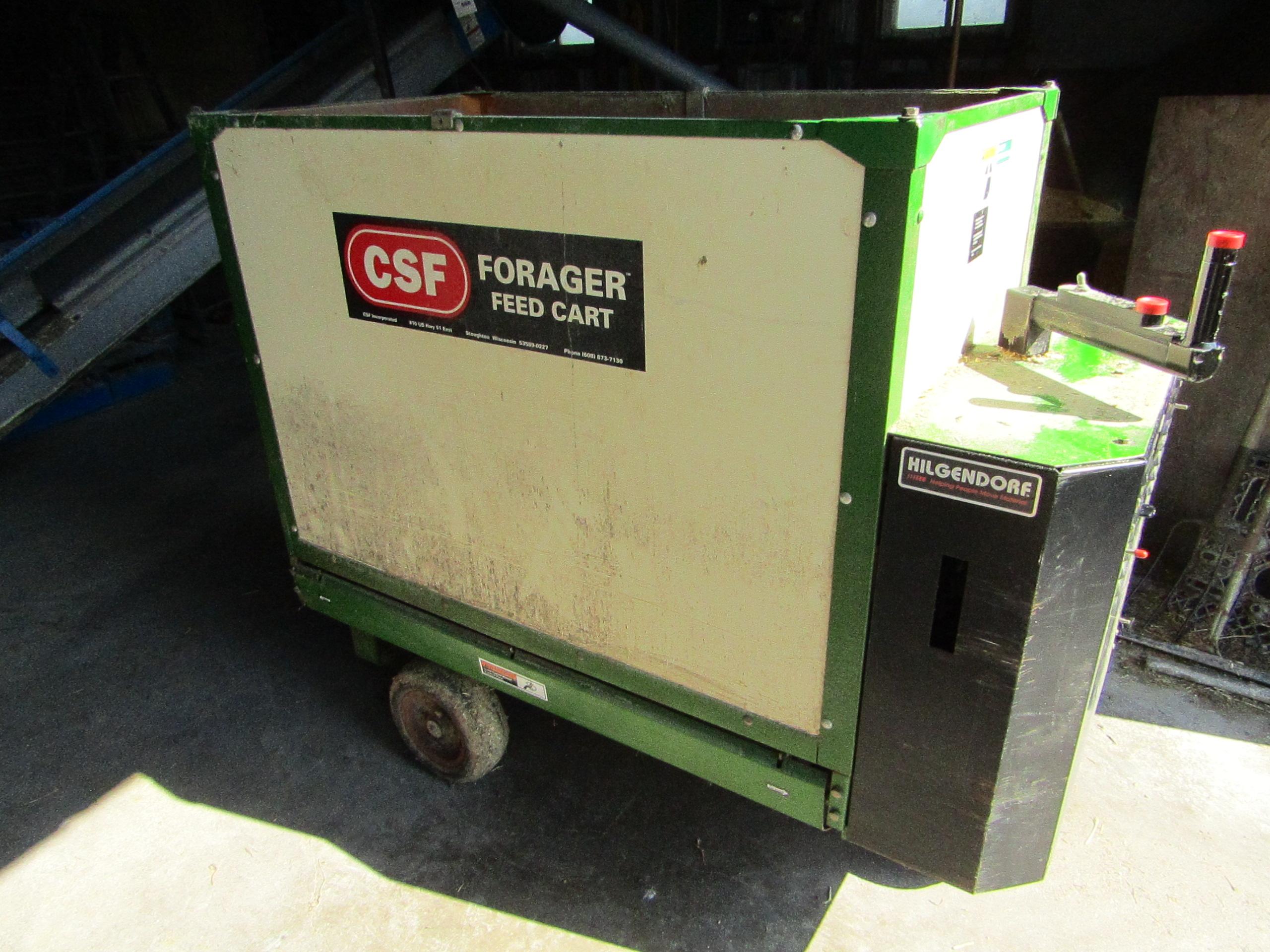 CSF Electric Feed Cart with Charger, Single Side Discharge, Two Years Use a