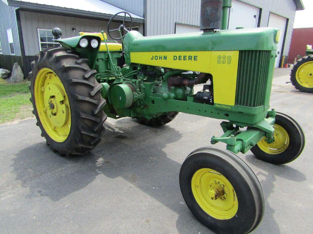 1958 John Deere Model 630 Gas Tractor, John Deere Square Casting Wide Front