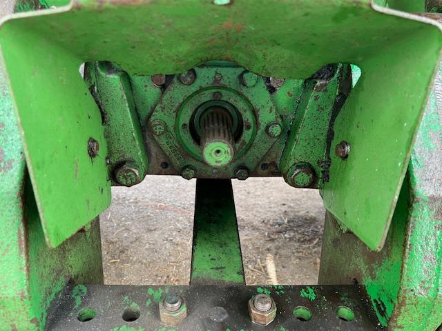 1610-A. 562-1499 John Deere 8440 4WD Tractor, Quad Range, 4 HYD, 3pt, PTO, 18.4-38 Hub Duals,