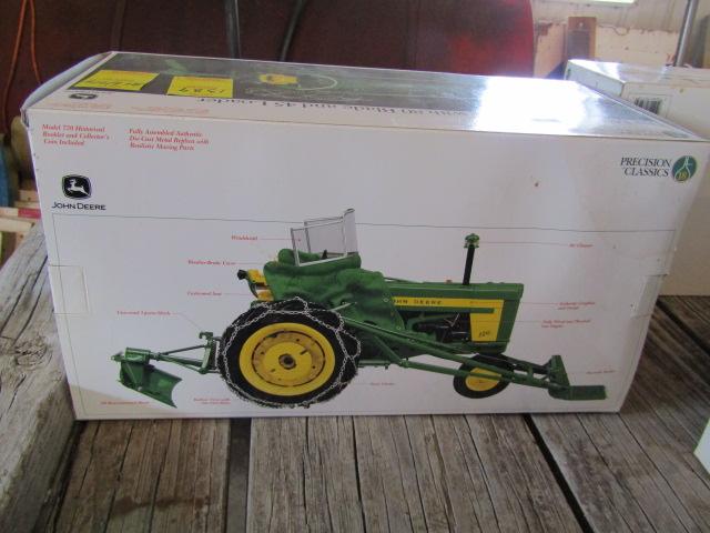 1389. 261-474. 1/16 JD 720 W/ BLADE & LOADER, PRECISION # 18, NIB, TAX