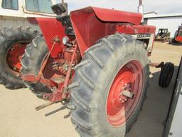 1611-A, 545-1440. IH 656 GAS TRACTOR, WIDE FRONT, FLAT TOP FENDERS, DUAL HY