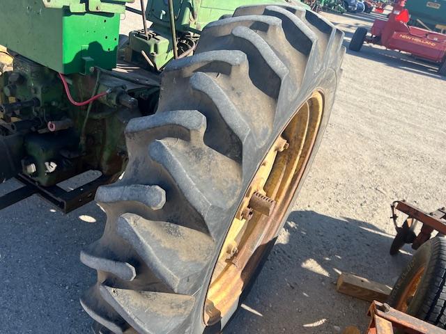 1658. 402- 950, JOHN DEERE 50 TRACTOR, NF, LIVE POWER, 12.4 X 38 TIRES, TAX