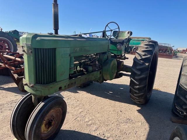 1658. 402- 950, JOHN DEERE 50 TRACTOR, NF, LIVE POWER, 12.4 X 38 TIRES, TAX