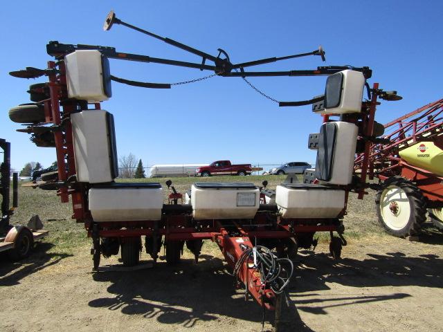 1683. 383-1055, WHITE 6100 12 ROW X 30 INCH FOLDING CORN PLANTER, ROW CLEAN