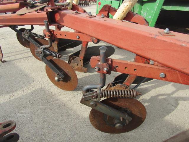 1810. 279-504, IH 720 4 X 18 AR SEMI MOUNT PLOW, COULTERS, TAX / SIGN ST3