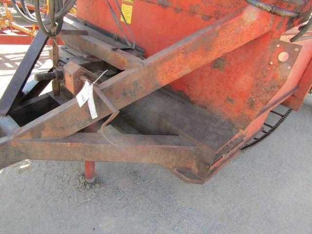 1824. 323-629  Roorda Approx. 400 Bushel Manure Spreader, HYD End Gate, 2 Beaters, 23.1-26 Tires,