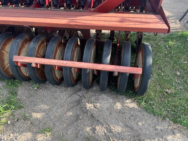 500-A. 569-1515 Meyer's 9' x 16' Kicker Rack on MN 8 Ton Gear, Tax / Sign ST3