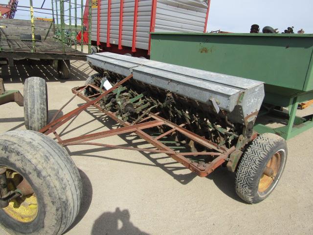 418. 239-360, CASE 10 FT, GRAIN DRILL, GRASS SEEDER, GROUND LIFT, TAX / SIG