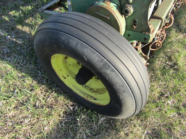 121. JOHN DEERE VAN BRUNT 12 FT. DOUBLE DISC GRAIN DRILL ON LOW RUBBER, GRA