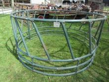 131. ROUND BALE FEEDER