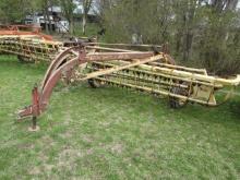 148. NEW HOLLAND 256 PARALLEL BAR RAKE WITH RUBBER MOUNTED TEETH