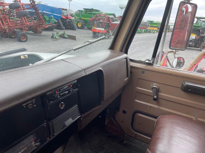 1979 IH TANDEM GRAIN TRUCK #AF192JCA19482