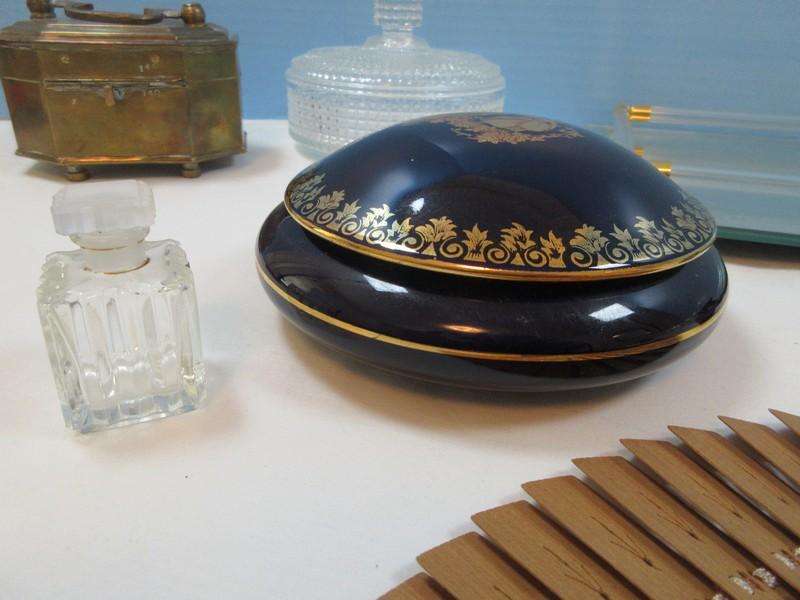 Lot D'Art Limoges Porcelain Cobalt Blue Covered Powder Dish Gilt Victorian Couple, 2pc Glass