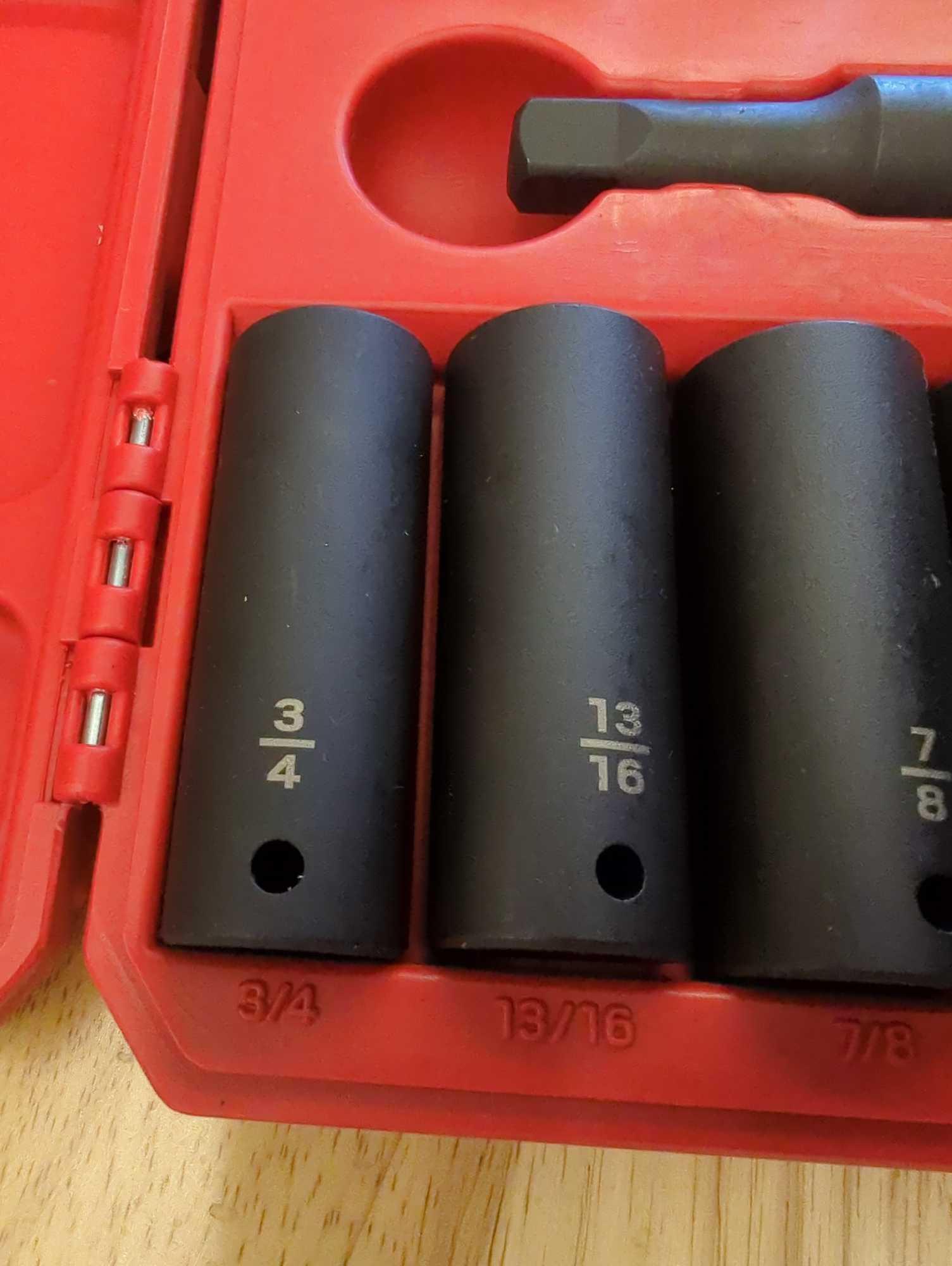 TEKTON 1/2 in. Drive Impact Lug Nut Socket Set (9-Piece), Appears to be New Retail Price Value $50