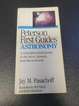 Peterson First Guides Books $1 STS