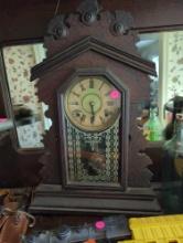 (FD) ANTIQUE EASTLAKE WALNUT INGRAM AND CO MANTLE CLOCK, WITH KEY, 15 1/4"L 22"W