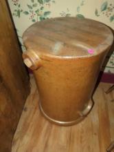 (DR) 19TH CENTURY STYLE PENNSYLVANIA STONEWARE CROCK, DIMENSIONS - 20" H X 17" W X 16" D, WHAT YOU