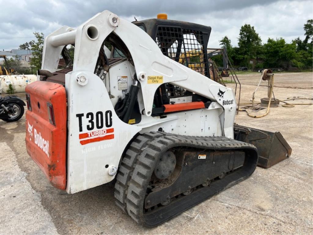 Bobcat T300 Tracked Skid Steer