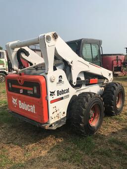 Bobcat S850 skid steer loader