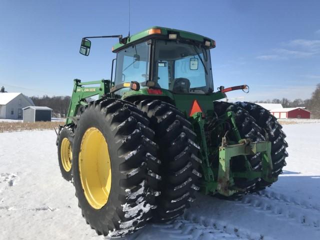 '01 John Deere 8400 Tractor w/ 840 JD Loader