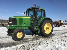 2004 John Deere 7320 Tractor