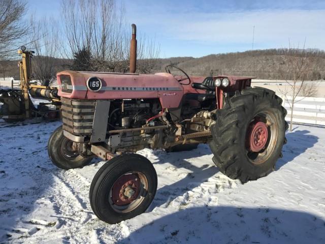 Massey Ferguson 165 gas tractor