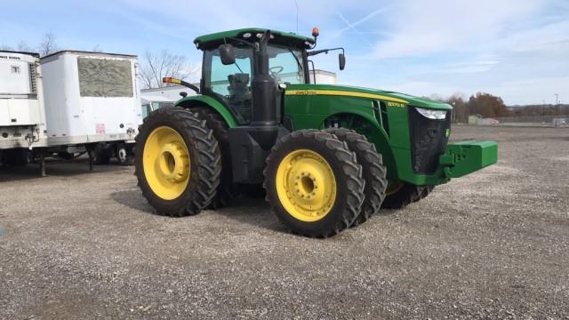 2016 John Deere 8370R Tractor