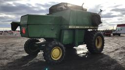 John Deere 6600 Combine