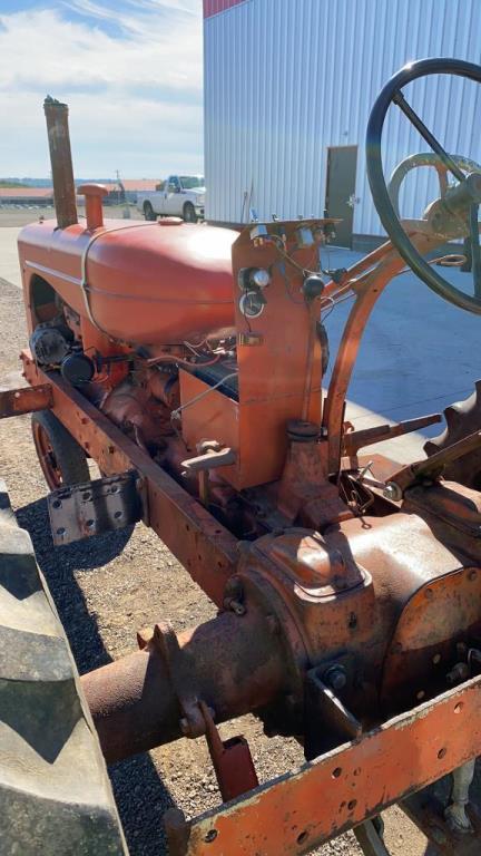 "ABSOLUTE" Allis Chalmers WD45 2WD Tractor
