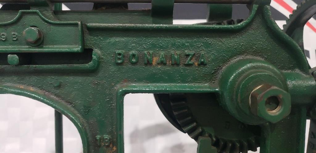 Bonanza Apple Peeler