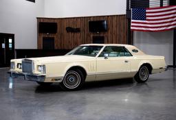 "ABSOLUTE" 1978 Lincoln Continental Mark 5 Car