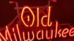 EVERBRITE "OLD MILWAUKEE" NEON SIGN