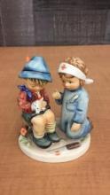 M.I. HUMMEL FIGURINE "LITTLE NURSE"