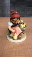 M.I. HUMMEL FIGURINE "CHICK GIRL"